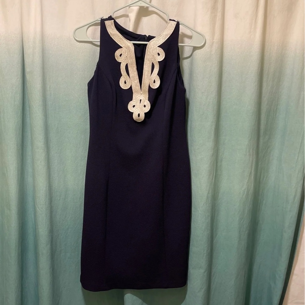 Vince Camuto dark blue shift dress